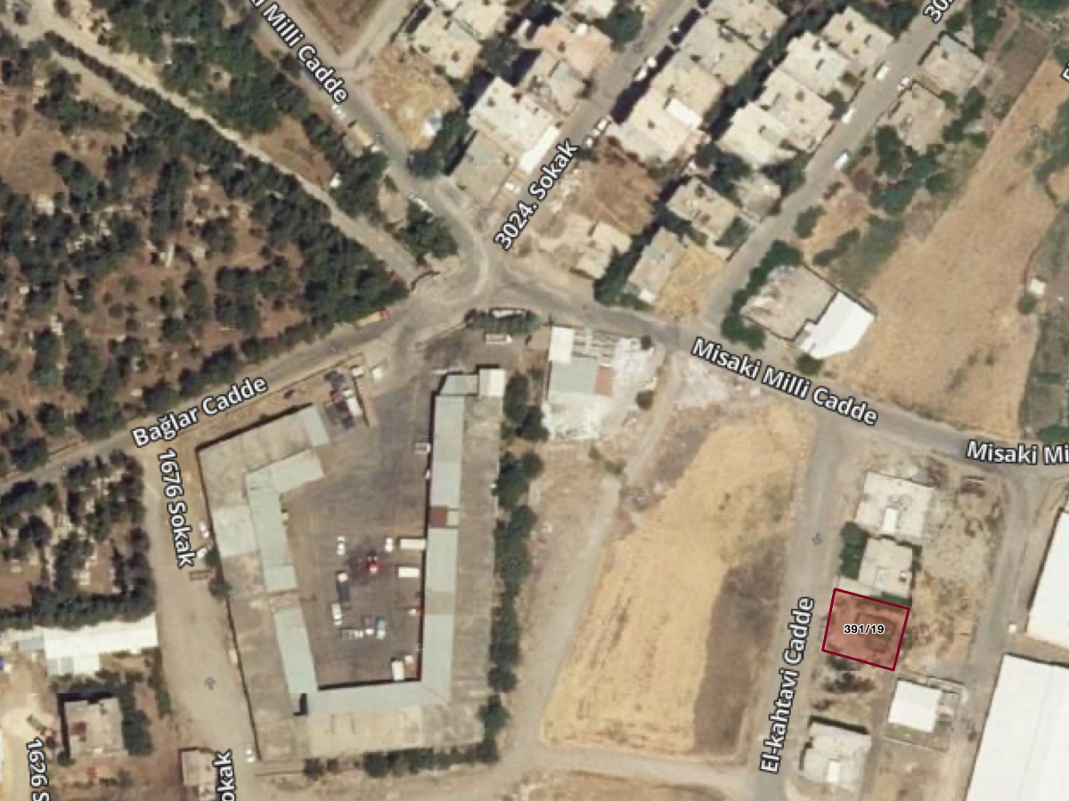 Sebze Hali Pazarı civarı 347 m²